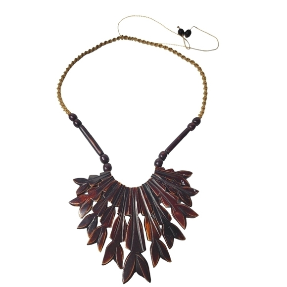 Vintage Polished Coconut Shell Necklace - Picture 2 of 2